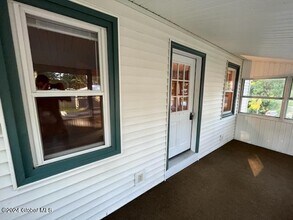 6 Sullivan Dr in Lake George, NY - Building Photo - Building Photo