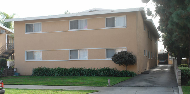 440 E Algrove St in Covina, CA - Building Photo - Building Photo