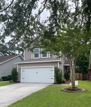 8806 Shadowglen Dr in North Charleston, SC - Building Photo - Building Photo