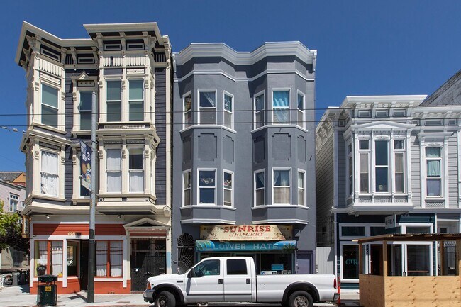 692b Haight St in San Francisco, CA - Building Photo - Building Photo