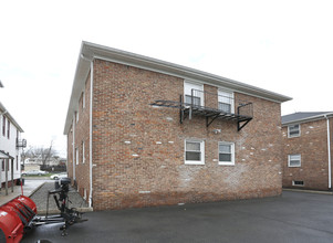 412-414 Erico Ave in Elizabeth, NJ - Building Photo - Building Photo