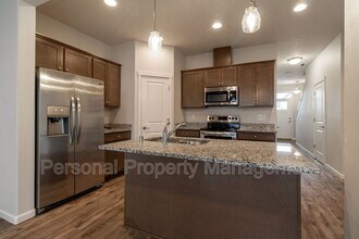 5831 NE 56th Pl in Vancouver, WA - Building Photo - Building Photo