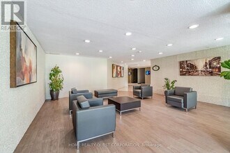 299 Mill Rd in Toronto, ON - Building Photo - Building Photo