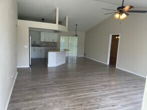 3131 SW 19th Ave in Cape Coral, FL - Building Photo - Building Photo