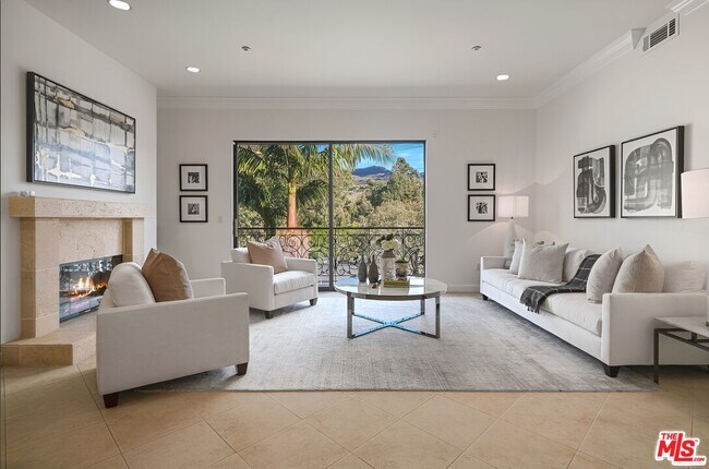 16000 W Sunset Blvd in Los Angeles, CA - Building Photo - Building Photo