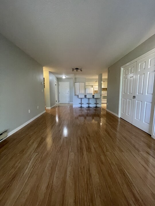 2700 McCallum Rd in Abbotsford, BC - Building Photo