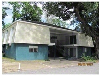 Old Oak Apartments in Biloxi, MS - Foto de edificio