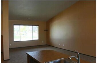6330 Cornwall St in Coeur d'Alene, ID - Building Photo - Building Photo