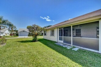 3212 Anthony Cir S in West Palm Beach, FL - Building Photo - Building Photo