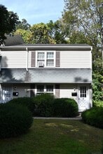 113 Union St in Deep River, CT - Building Photo - Building Photo