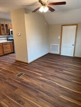 275 Hill Of Contentment in Lakehills, TX - Building Photo - Building Photo