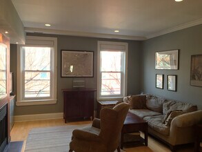 2012 Bainbridge St in Philadelphia, PA - Building Photo - Building Photo