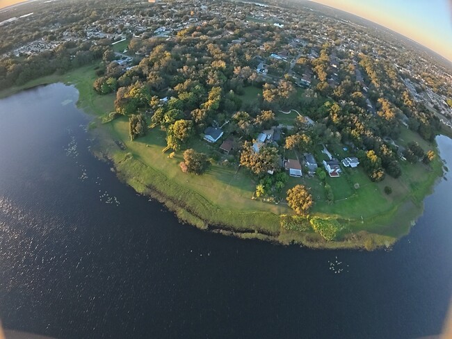 8330 Honolulu Dr, Unit 2 in Orlando, FL - Building Photo - Building Photo