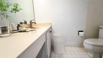 3309 Bridgewood Dr in Boca Raton, FL - Building Photo - Building Photo