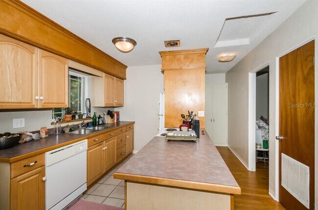 1215 3rd St N in St. Petersburg, FL - Building Photo - Building Photo