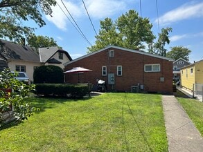 364 Cleveland Ave, Unit 366 in Hamilton, OH - Foto de edificio - Building Photo