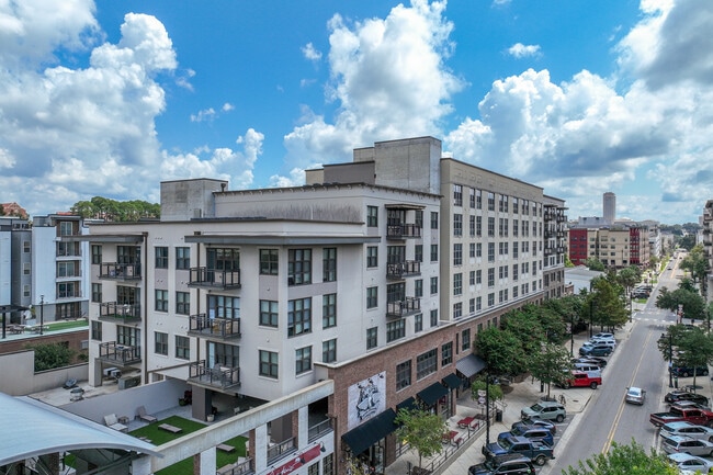 College Town- Phase II in Tallahassee, FL - Building Photo - Building Photo