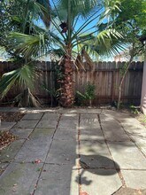 626.5 12th St in Modesto, CA - Building Photo - Building Photo