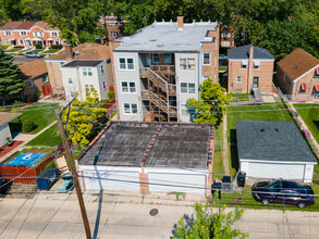 8620 S Drexel Ave in Chicago, IL - Building Photo - Building Photo