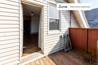 123 Washington St photo'