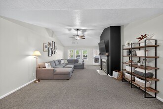 10225 Footsman Pl in Cornelius, NC - Building Photo - Building Photo