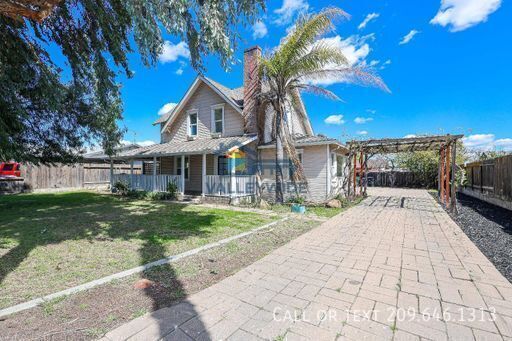 1006 Moffett Rd in Modesto, CA - Building Photo