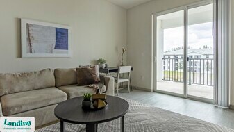 4985 Eastwood Greens St, Unit 12-302 in Ft. Myers, FL - Building Photo