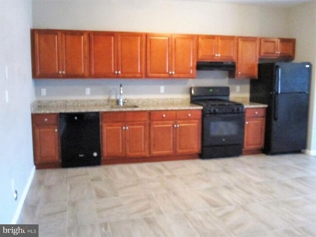 132 William St in Hightstown, NJ - Building Photo - Building Photo