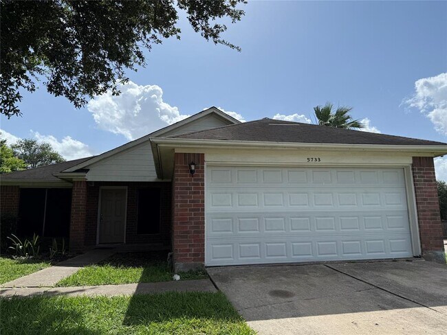 property at 5733 Ingomar Way