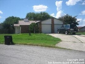 14419 Waddesdon Bluff in San Antonio, TX - Building Photo