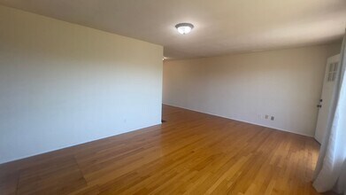 334 Altadena Ave in Astoria, OR - Building Photo - Building Photo
