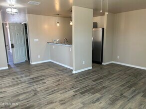 5717 Manila Dr in El Paso, TX - Building Photo - Building Photo