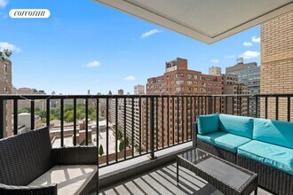 145 E 15th St in New York, NY - Building Photo - Building Photo