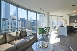 478 N Park Dr in Chicago, IL - Building Photo - Building Photo