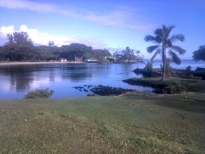 355 Kalanianaole St, Unit Modern Oceanfront Studio in Hilo, HI - Building Photo - Building Photo