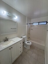 228 Courtyards E in Windsor, CA - Building Photo - Building Photo