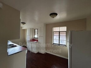 960 Sherwood Dr in Dayton, OH - Building Photo - Building Photo