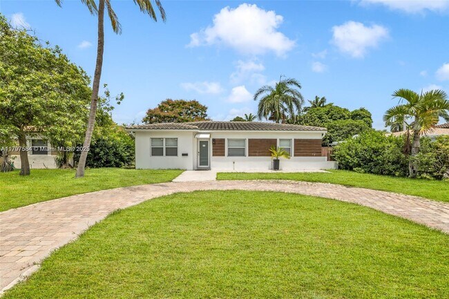 property at 1413 Funston St