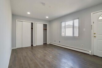 73 Wales Ave in Jersey City, NJ - Building Photo - Building Photo