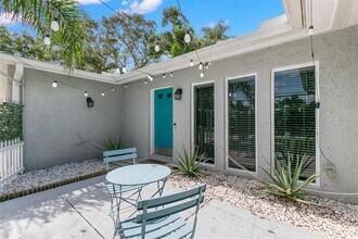 1470 Ridgelane Rd in Clearwater, FL - Building Photo - Building Photo
