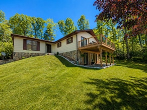 4556 US 221 N in Marion, NC - Building Photo - Building Photo