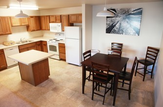 Pheasant Run in Sidney, MT - Building Photo - Interior Photo