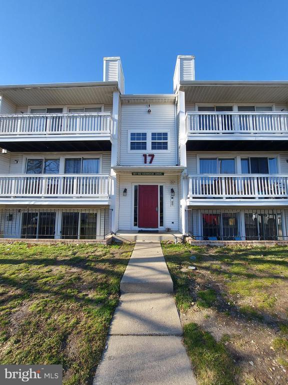 185 Kenwood Dr in Sicklerville, NJ - Building Photo - Building Photo