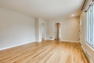 2700 S Garfield St in Denver, CO - Building Photo - Building Photo