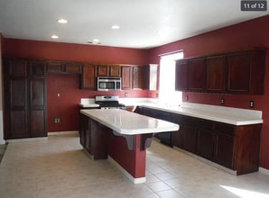 653 Contenta Ct in Lemoore, CA - Building Photo - Building Photo
