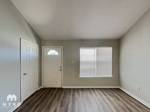 5551 W Avalon Dr in Horn Lake, MS - Building Photo - Building Photo