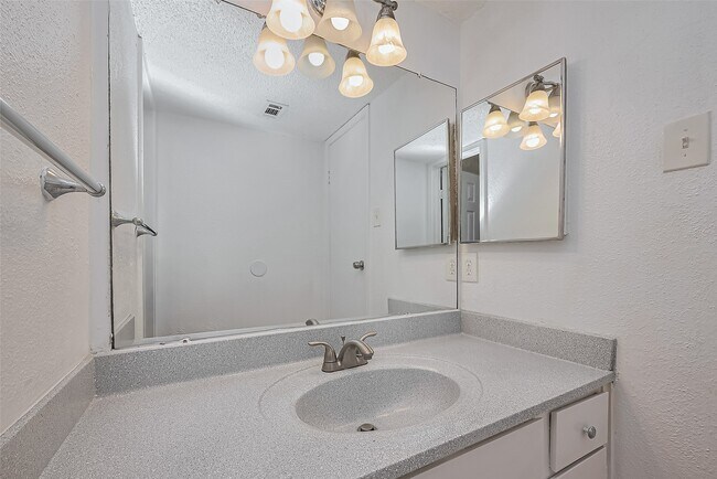 3100 Jeanetta St in Houston, TX - Building Photo - Building Photo