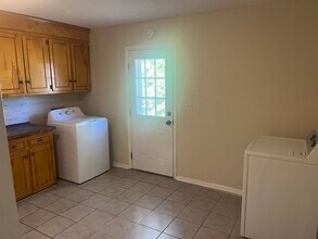 1421 Westwood Dr in Charleston, SC - Building Photo - Building Photo