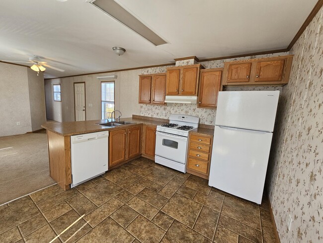 property at 3 Sunnyfield Dr