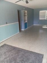 3695 Dale Ct in Mount Dora, FL - Foto de edificio - Building Photo